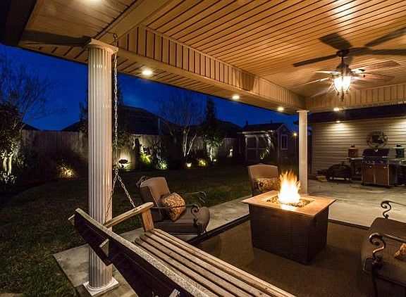 3rd image of 206 W Pin Oak Dr