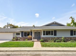 3380 Awalt Dr, Mountain View, CA 94040