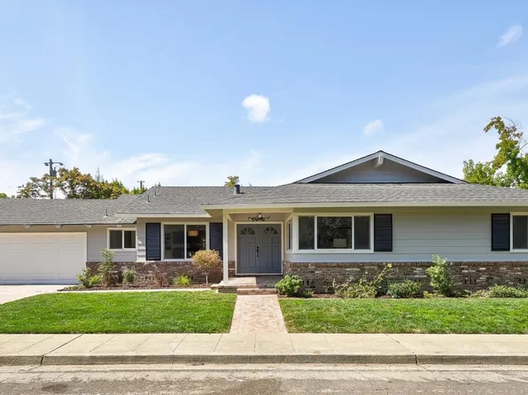 3380 Awalt Dr, Mountain View, CA 94040