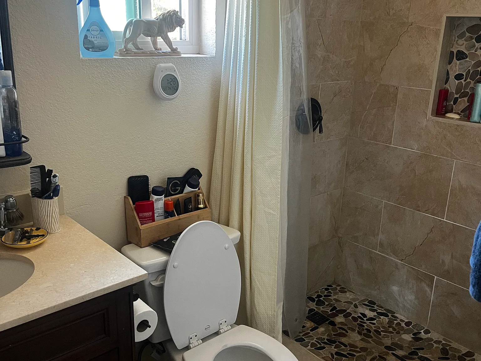 1652 Oliver Ave — Photo 3