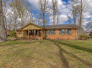 320 Wingate Ave SW, Huntsville, AL 35801