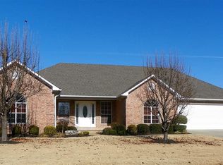 2801 Buckingham Dr, Paragould, AR 72450