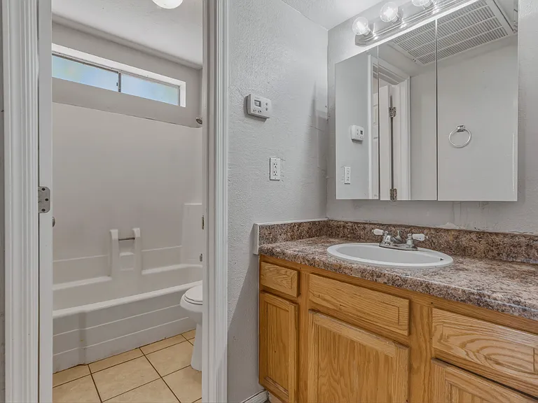 645 W Rio Salado Pkwy #C-102 — Photo 8