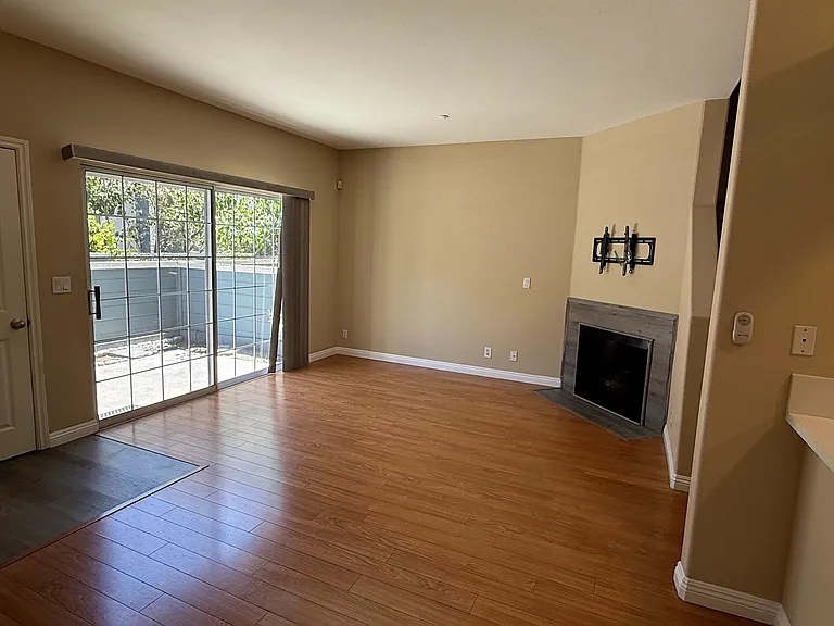 7414 Western Bay Dr — Photo 9