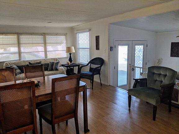 3rd image of 617 N Tamiami Trl #3-90
