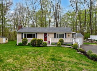 2174 Long Hill Rd, Guilford, CT 06437