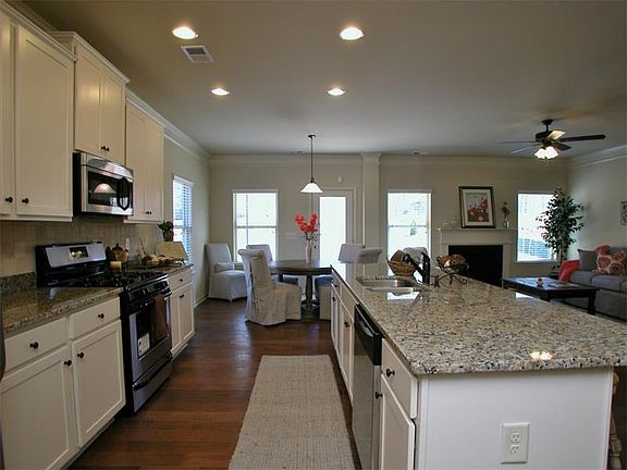 3rd image of 111 Stone Manor Ct