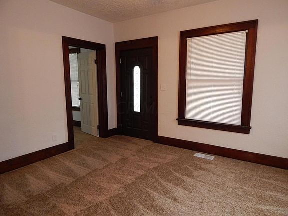 5th image of 15727 Main St