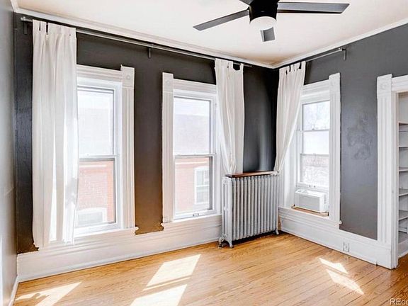 4th image of 1570 N Saint Paul St Unit 3