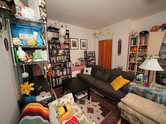 2nd image of 23-84 26th St #3CC