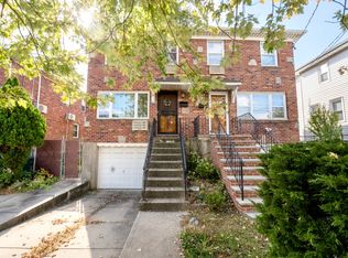 15168 20th Ave, Whitestone, NY 11357