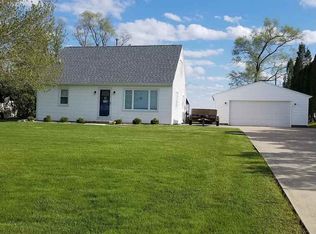 2703 Viking Pl, Cedar Falls, IA 50613
