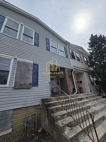 22 Goodwin Ave #22 Photo 1