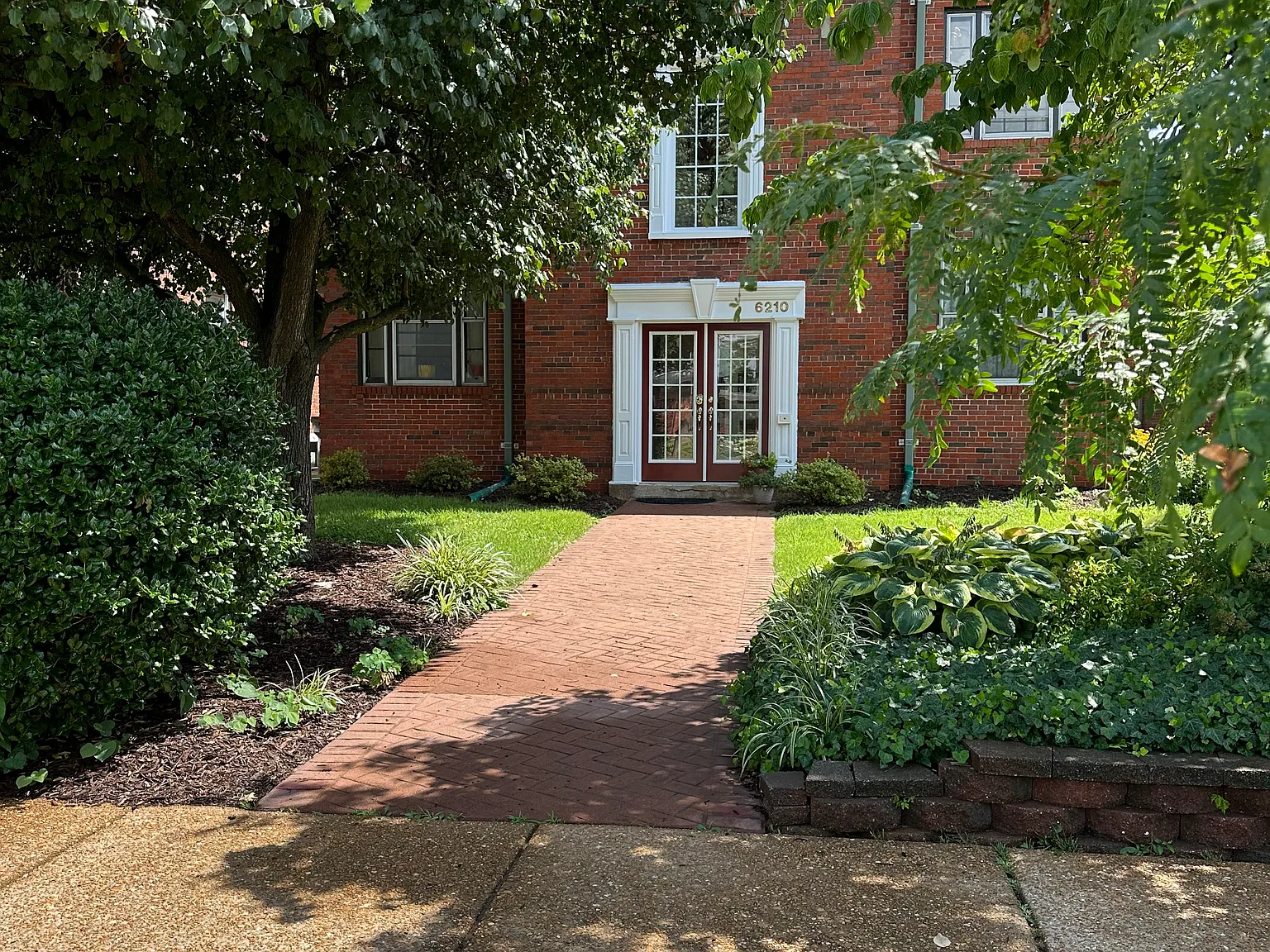 1 bed, 650 sqft, $1,100 — Photo 1