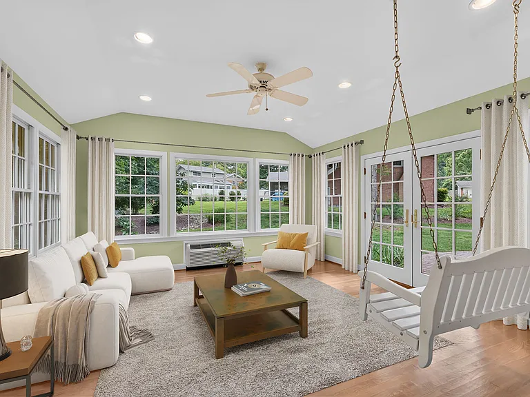 6905 Stonewood Ct — Photo 3