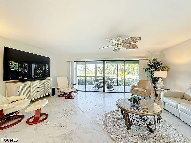 2 bed, 2.0 bath, 1746 sqft, $5,000 — Photo 4