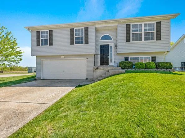2280 Paige Marie Dr, Warrenton, MO 63383