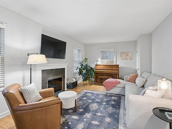 4th image of 3900 Clinton Ave