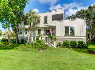 1651 Middle St, Sullivans Island, SC 29482