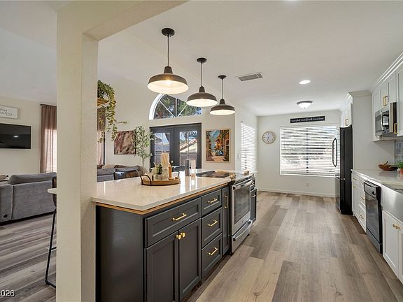 5th image of 2818 Secret Canyon Rd