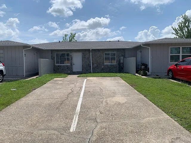 2533 Johnson Dr