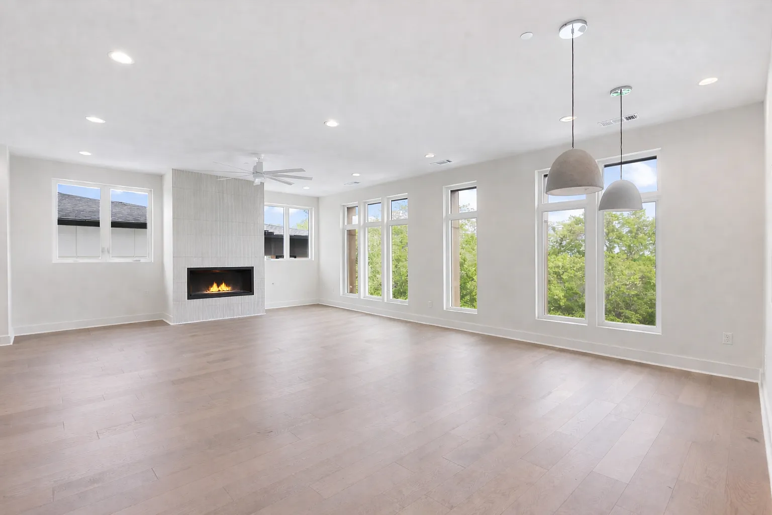 6111 Hill Circle Dr — Photo 4