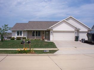 2060 Foxland St, Kaukauna, WI 54130