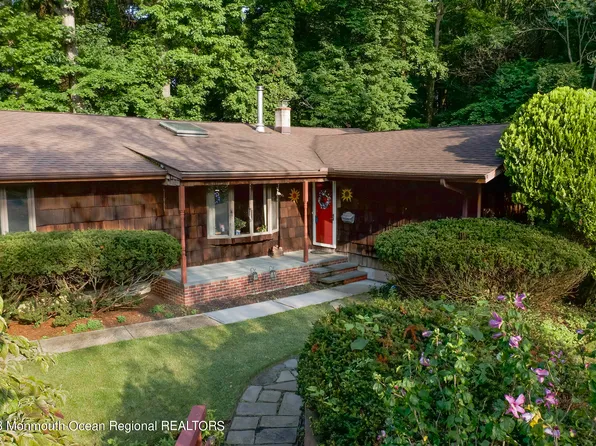 240 White Road, Little Silver, NJ 07739
