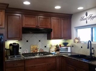 821 Amelia Ave, Glendora, CA 91740