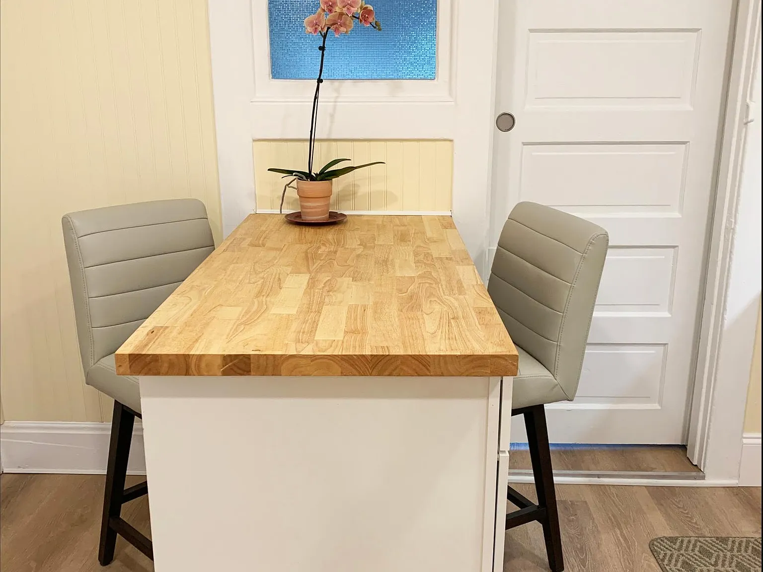 1 bed, 600 sqft, $1,100 — Photo 3