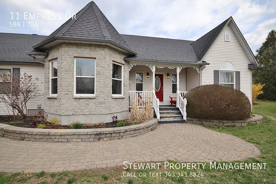 1st image of 11 Empress Dr