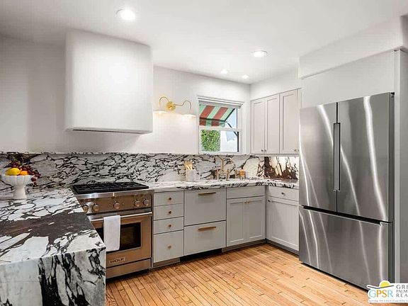 3rd image of 261 E Ocotillo Ave