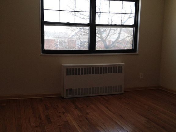 3rd image of 6958 138th St #B
