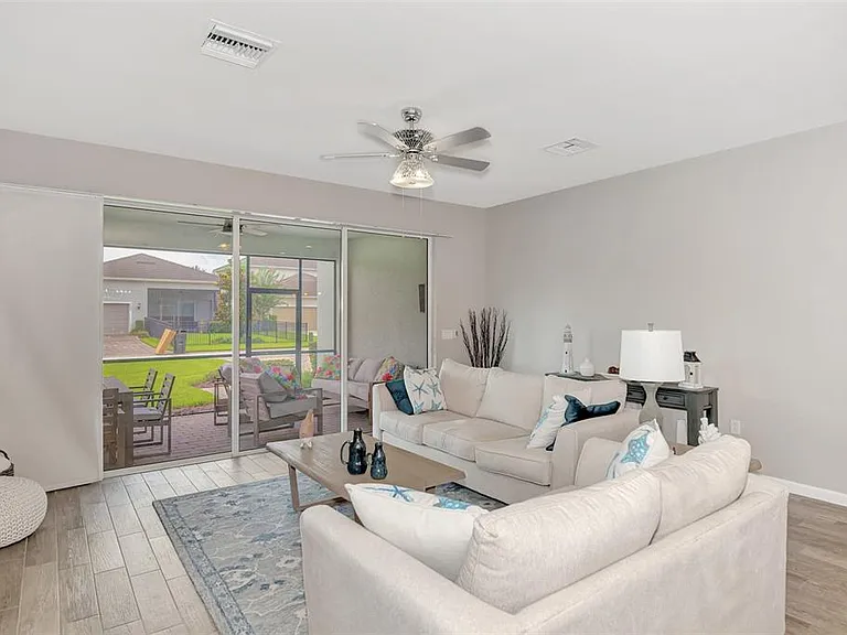 11616 Golden Bay Pl — Photo 12