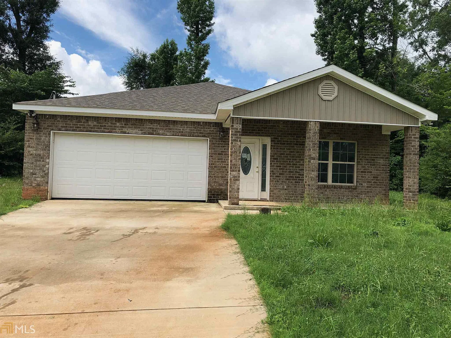 1250 Timberlane Dr photo 1