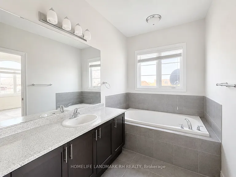 23 Clara May Ave — Photo 18