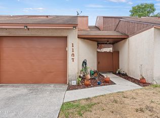 1167 Romaine Cir E, Jacksonville, FL 32225