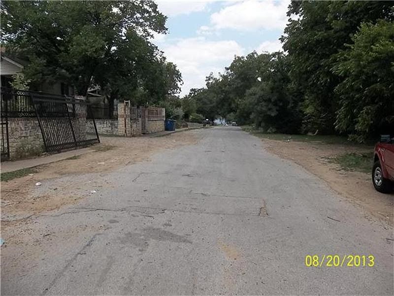 2nd image of 2219 Alabama Ave