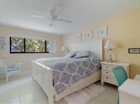 12524 Shoreline Dr, Wellington, FL