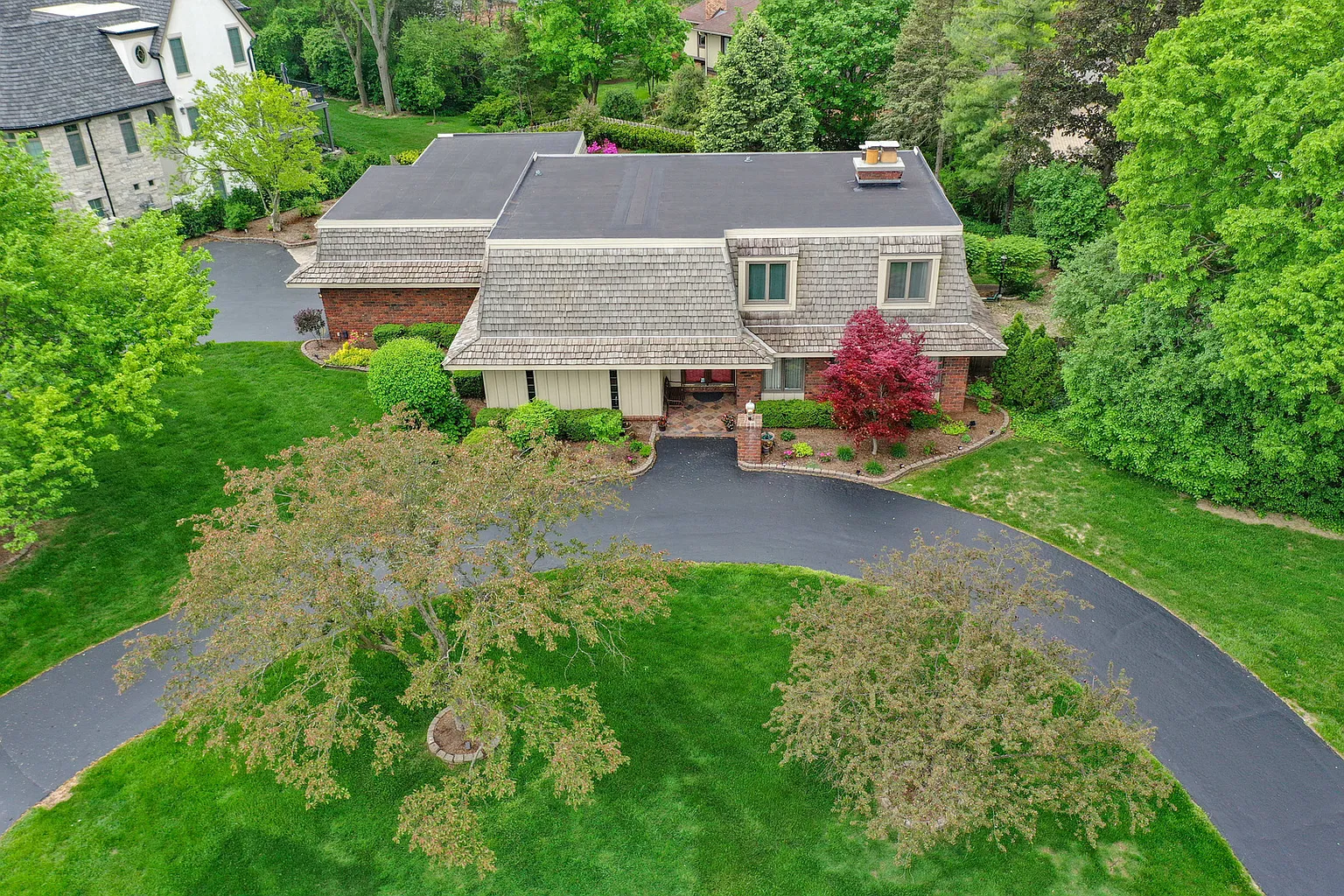 9 Hampton Dr photo 1