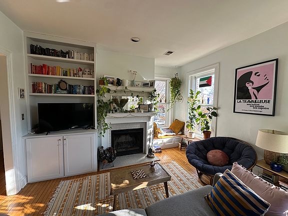 Living room configuration 2