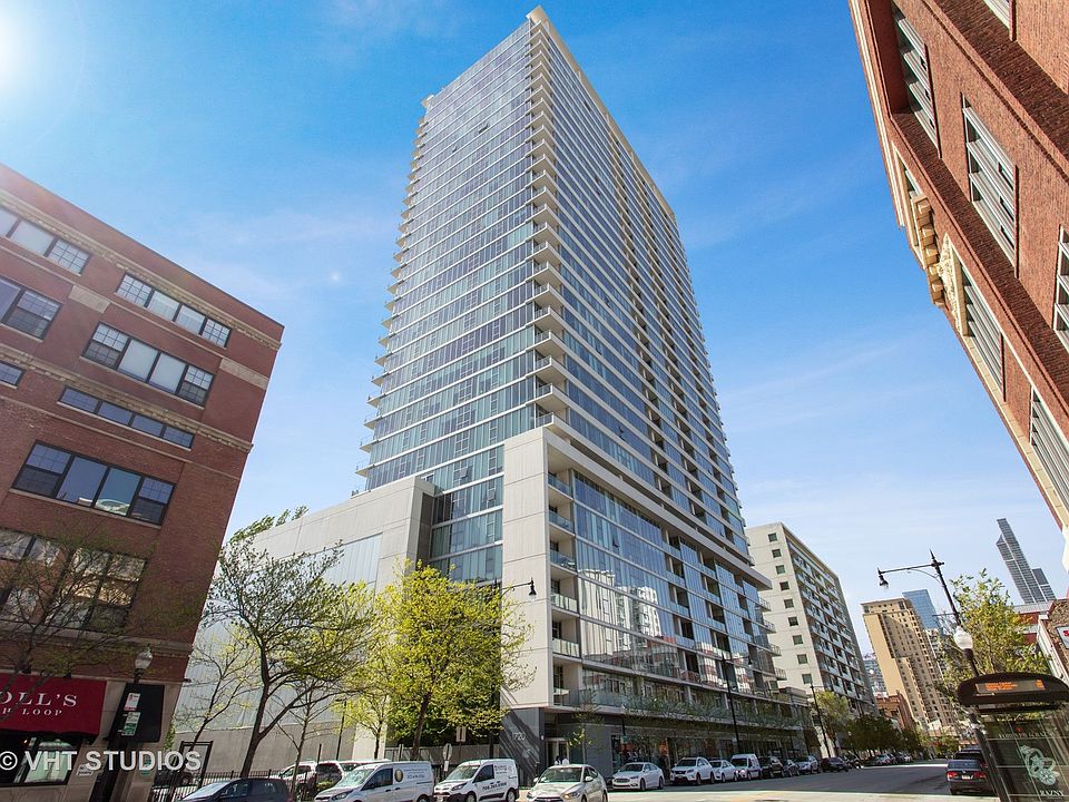 1st image of 1720 S Michigan Ave APT 3018