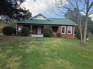 421 S Pea Ridge Rd, Mooresboro, NC 28114