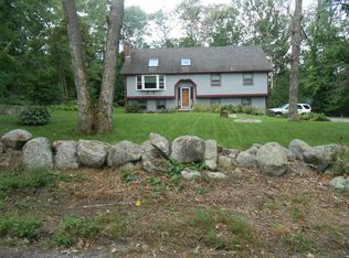 168 Oak St, Uxbridge, MA 01569