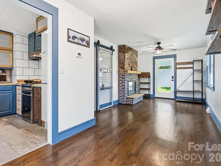 20618 Cornelius Ct — Photo 7