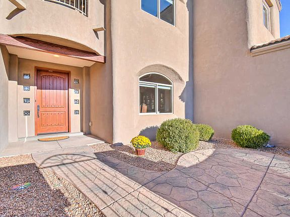3rd image of 8216 Grape Vine Ct NE