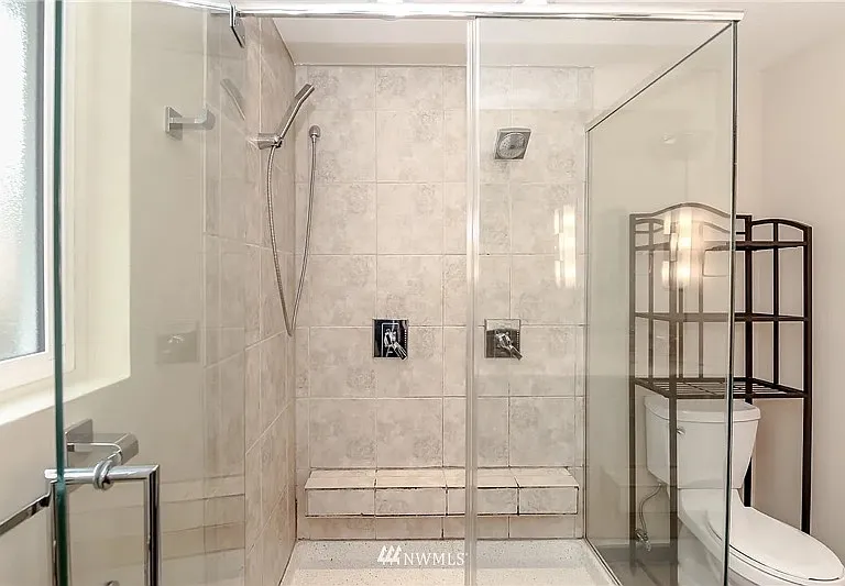 455 Reiten Rd — Photo 3