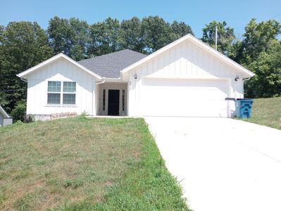 2005 Sally Ann Avenue, Neosho, MO, 64850