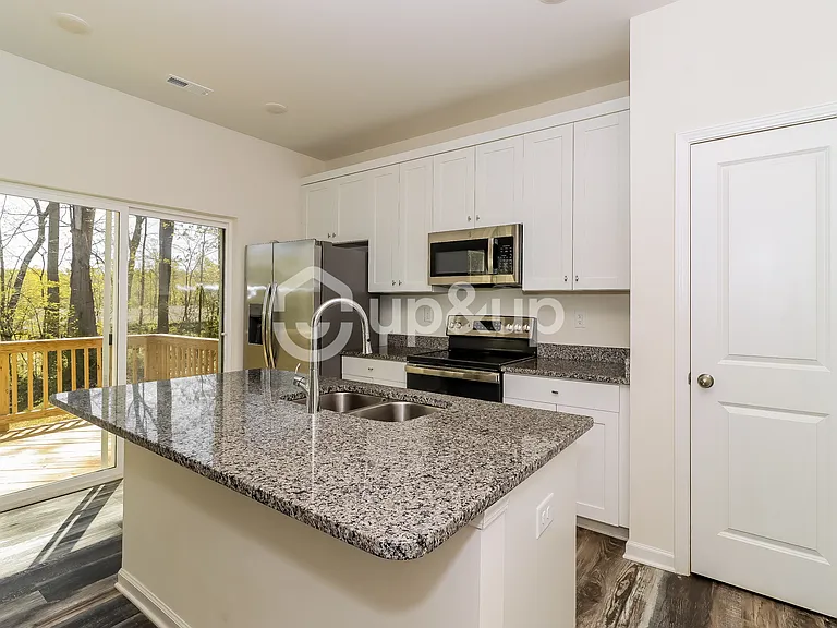 117 Teak Dr — Photo 3