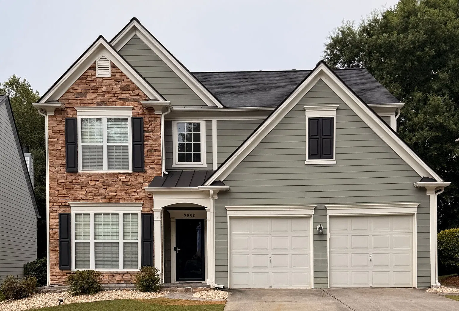 4 bed, 1995 sqft, $2,749 — Photo 1